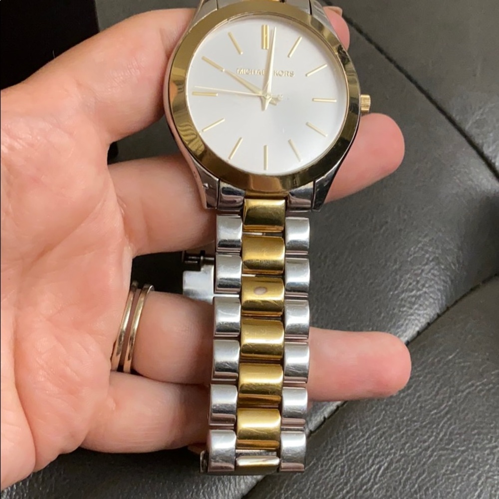 Michael Kors women two tone watch - Picture 3 of 9